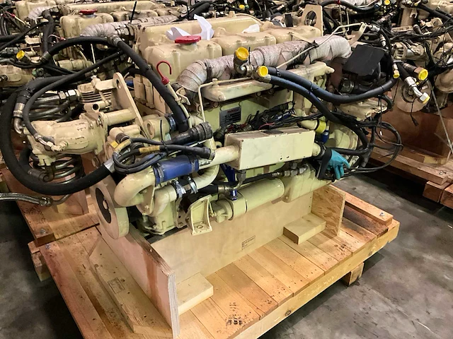 Steyer wd612.95 dieselmotor (5x) - afbeelding 1 van  19