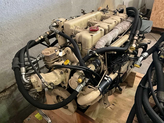 Steyer wd612.95 dieselmotor (5x) - afbeelding 5 van  19