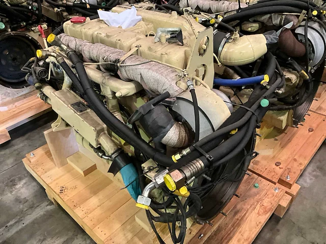 Steyer wd612.95 dieselmotor (5x) - afbeelding 6 van  19