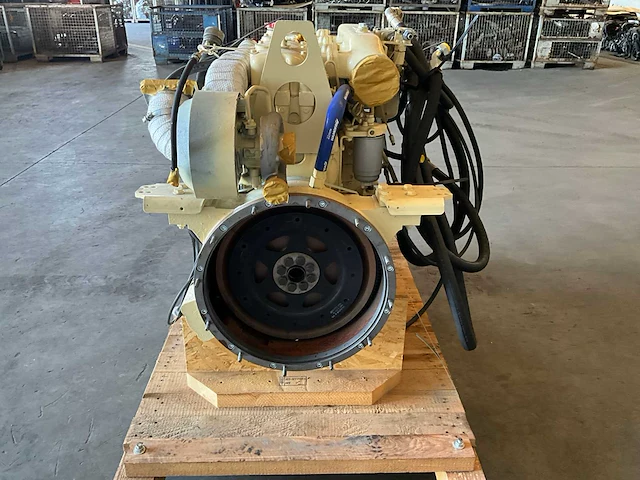 Steyer wd612.95 dieselmotor - afbeelding 9 van  11