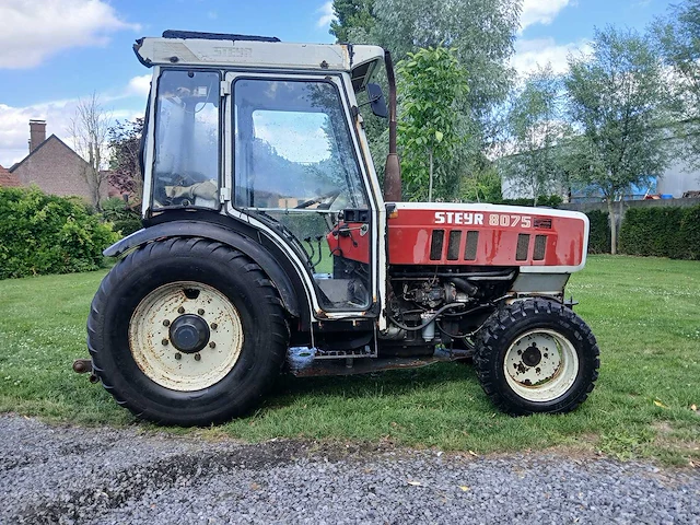 Steyr 8075 smalspoor tractor - afbeelding 14 van  18