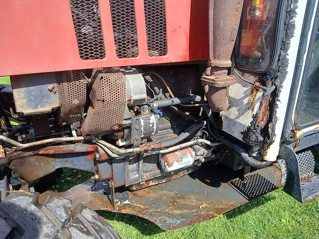 Steyr 8075 smalspoor tractor - afbeelding 4 van  18