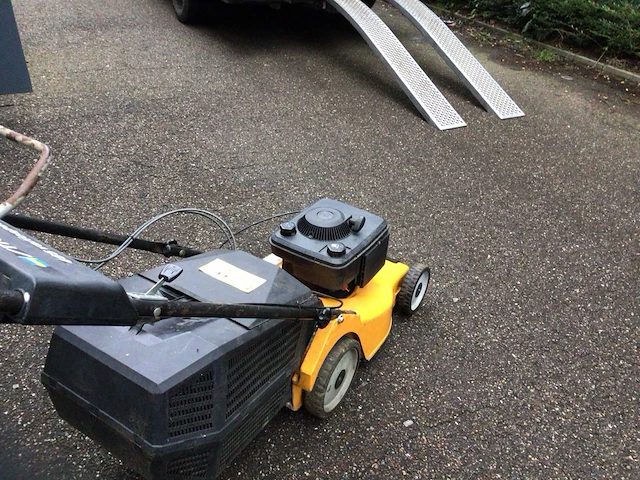 Stiga 465 variospeed grasmaaier - afbeelding 4 van  5