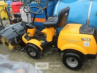 Stiga park farmer met borstel - afbeelding 1 van  8