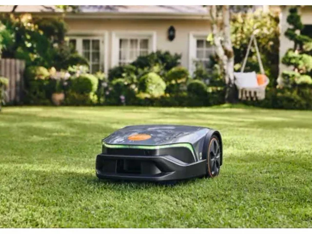 Stihl - 2025 - imow 5.0 evo - robotmaaier 1.500m² - afbeelding 2 van  5