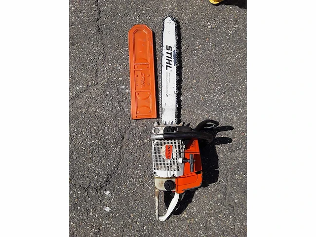 Stihl - kettingzaag - afbeelding 1 van  1