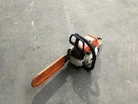 Stihl 024av benzine kettingzaag - afbeelding 4 van  6