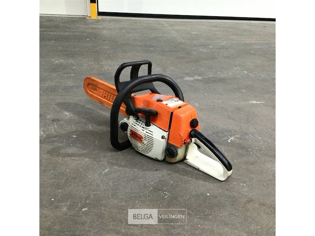 Stihl 024av benzine kettingzaag - afbeelding 6 van  6