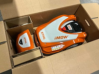 Stihl 422p robot grasmaaier - afbeelding 1 van  6