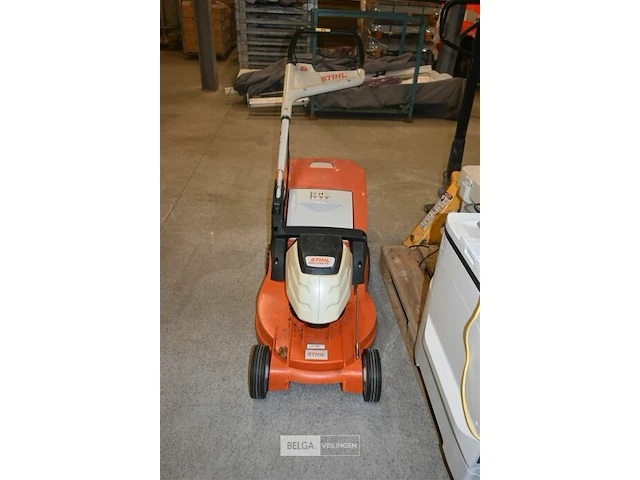 Stihl accu grasmaaier - afbeelding 2 van  5