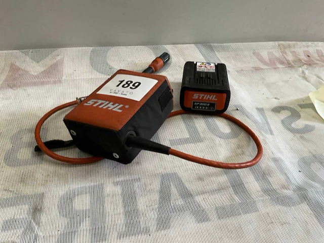 Stihl accu-rugadapterset met ap 300 accu - afbeelding 1 van  2