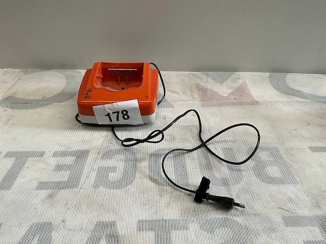 Stihl al 300 sneloplader - afbeelding 1 van  3