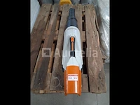 Stihl bga 85 accu-aangedreven blazer zonder batterijen en oplader start niet meer - afbeelding 2 van  3