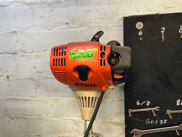 Stihl bosmaaier - afbeelding 3 van  4
