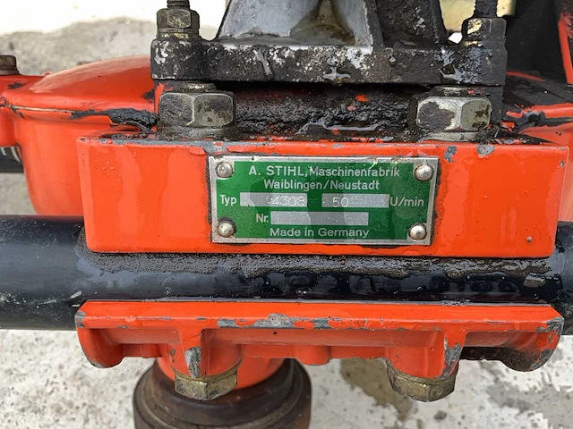Stihl bt360 grondboor + boren - afbeelding 3 van  5