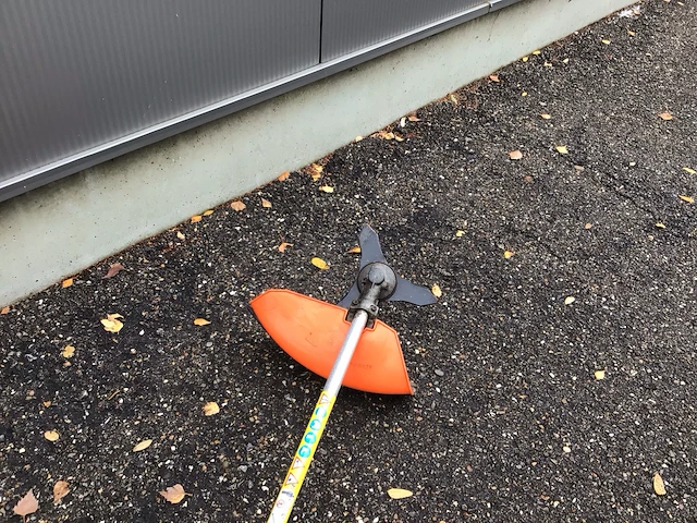 Stihl fs 120 bosmaaier - afbeelding 3 van  4