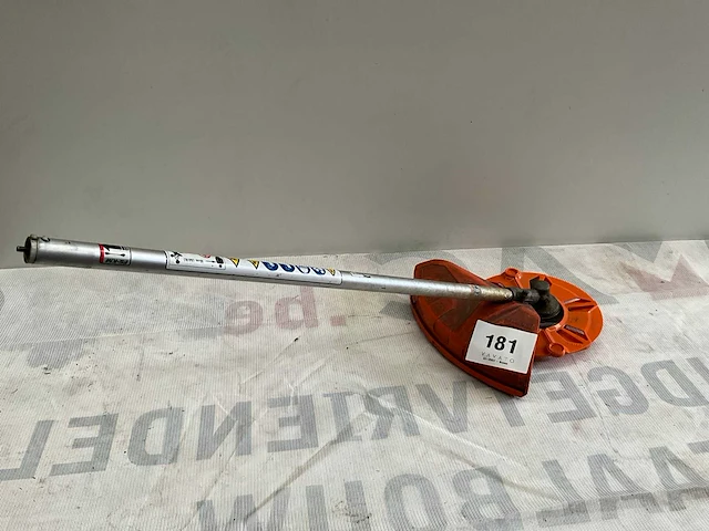Stihl fs-km – grastrimmeropzetstuk - afbeelding 1 van  4