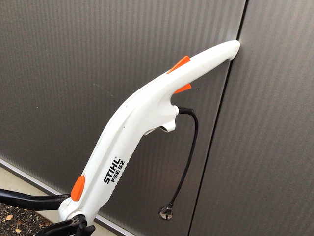 Stihl fse 52 kantenmaaier - afbeelding 2 van  3