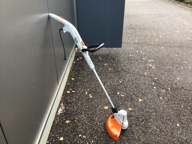 Stihl fse 52 kantenmaaier - afbeelding 3 van  3