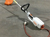 Stihl fse 81 elektrische bos/kantenmaaier - afbeelding 1 van  5