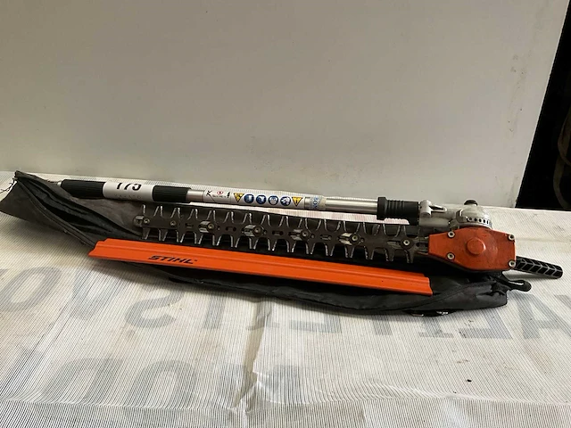 Stihl heggenschaar op steel - afbeelding 1 van  4