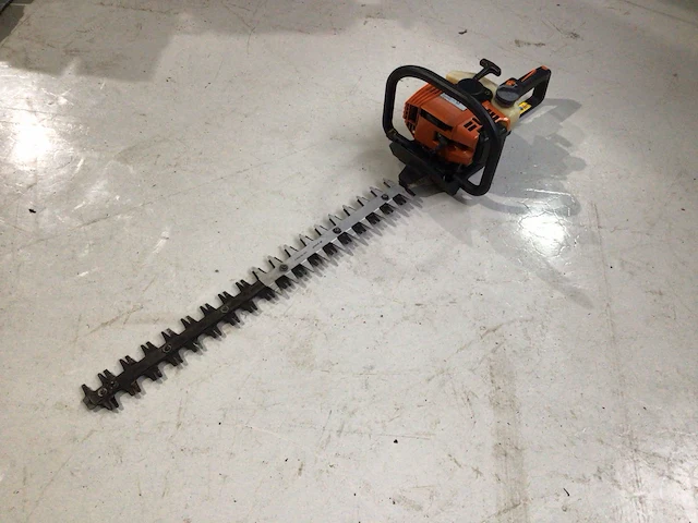 Stihl hs 80 heggenschaar - afbeelding 4 van  5
