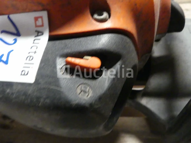 Stihl hs 832 heggenschaar - afbeelding 7 van  9