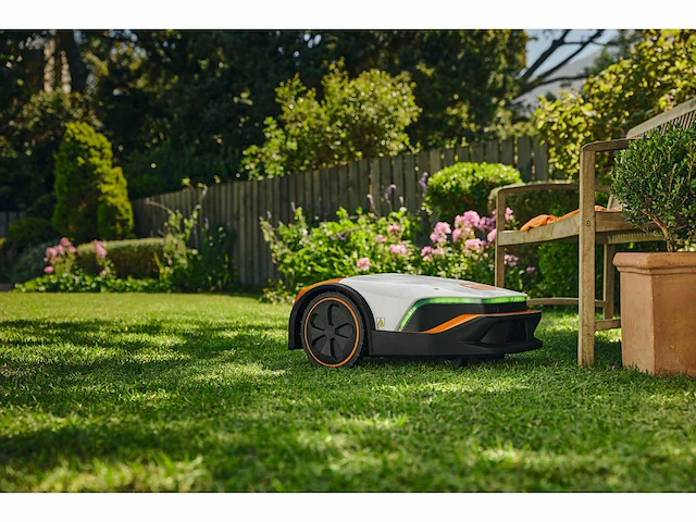 Stihl imow 7 robotmaaier tot 5000m2 - afbeelding 7 van  7
