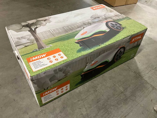 Stihl imow 7 robotmaaier - afbeelding 1 van  4