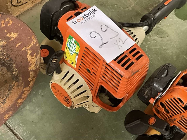 Stihl kettingzaag (2x) - afbeelding 4 van  7