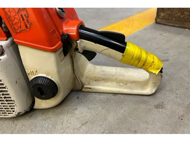 Stihl kettingzaag - afbeelding 4 van  5
