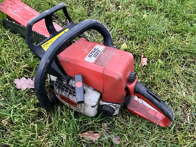 Stihl kettingzaag - afbeelding 2 van  10