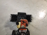 Stihl mm55 multimotor met veegborstel - afbeelding 3 van  6