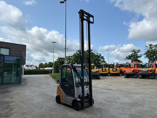 Still - 2012 - rx70-18t - vorkheftruck - afbeelding 22 van  33