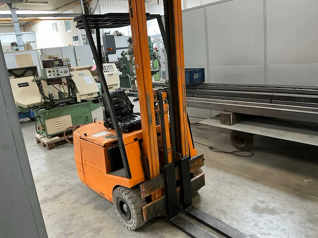 Still elektrische vorkheftruck - afbeelding 1 van  13