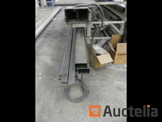 Stock overblijfsel van stalen profielen - afbeelding 3 van  6