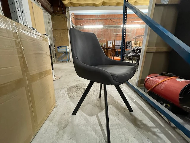 Stoelen christl dekimpe - afbeelding 1 van  4
