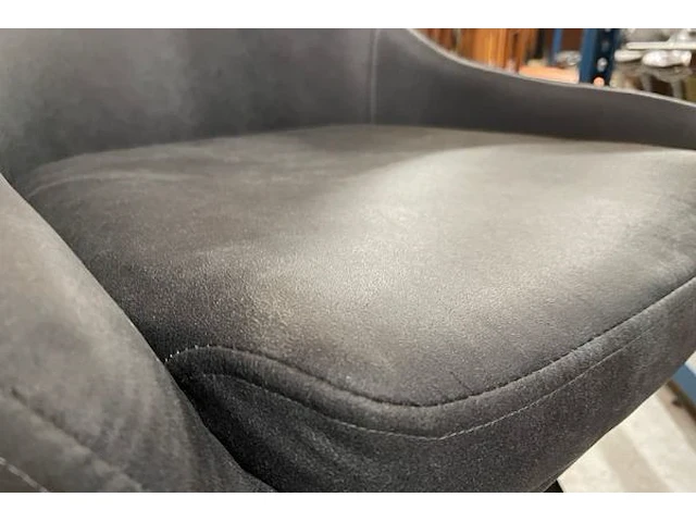 Stoelen christl dekimpe - afbeelding 3 van  4