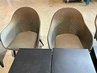 Stoelen en ladekasten - afbeelding 6 van  8