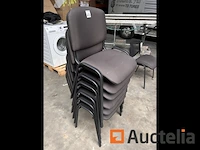 Stoelen op metaal stand - afbeelding 1 van  5