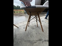 Stoelen - afbeelding 1 van  4