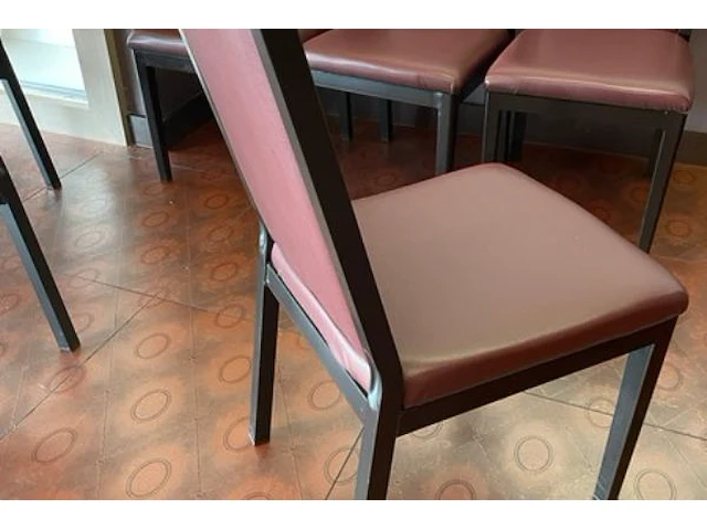 Stoelen - afbeelding 4 van  5