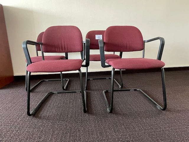 Stoelen - afbeelding 1 van  4