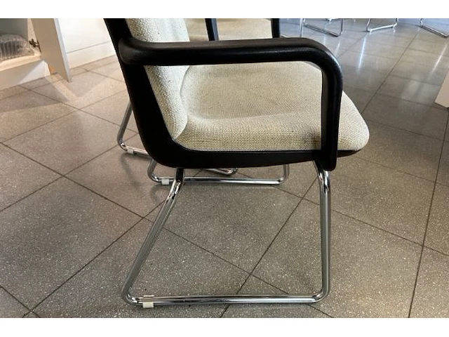 Stoelen - afbeelding 3 van  7