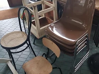 Stoelen - afbeelding 1 van  3