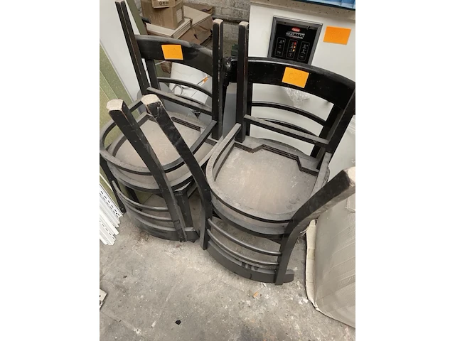 Stoelen - afbeelding 3 van  3