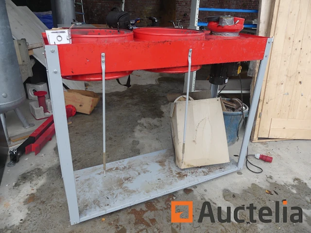 Stofcollector 2 zakken op roltafel merk en onbekende model - afbeelding 1 van  8