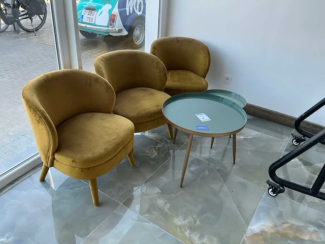 Stoffen clubstoelen (3x) - afbeelding 1 van  5