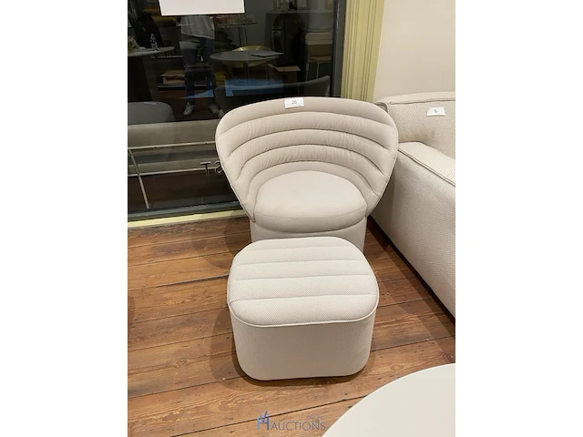 Stoffen fauteuil fest - afbeelding 1 van  7