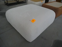 Stoffen poef - afbeelding 3 van  3